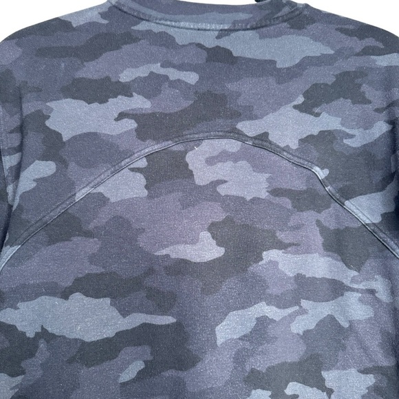 Lululemon All Yours Crew Sweatshirt Black Camo Size 4 - Picture 3 of 7